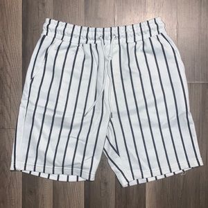 F21 MEN cotton short